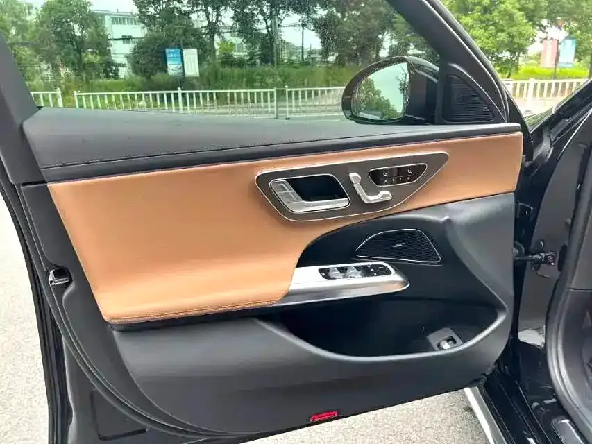 Mercedes-Benz E-Class 2024 из CN, фото 4