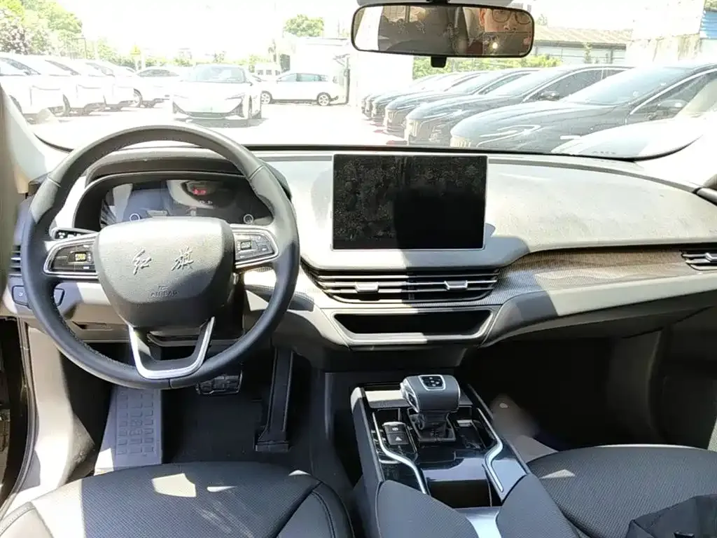 Hongqi E-QM5 2023 из CN, фото 8