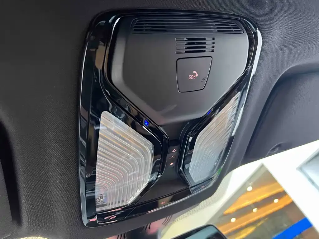 BMW 6 Series GT 2023 из CN, фото 5