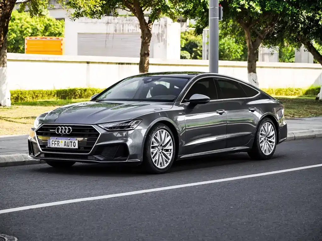 Audi A7 2021 из CN, фото 1