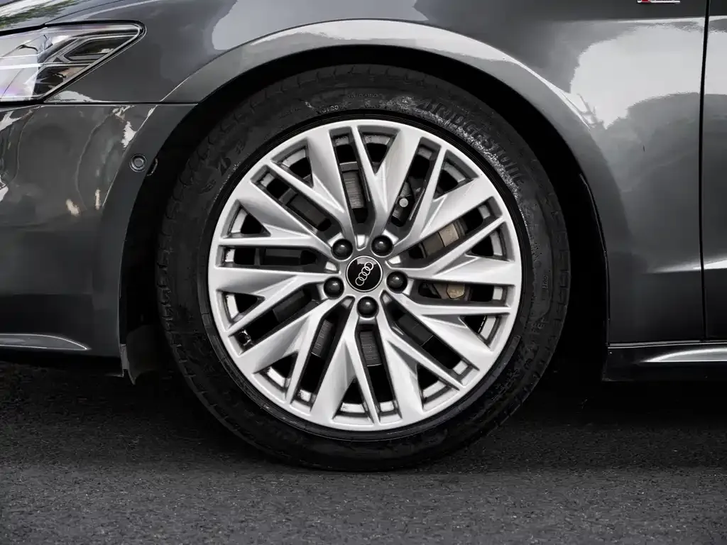 Audi A7 2021 из CN, фото 7