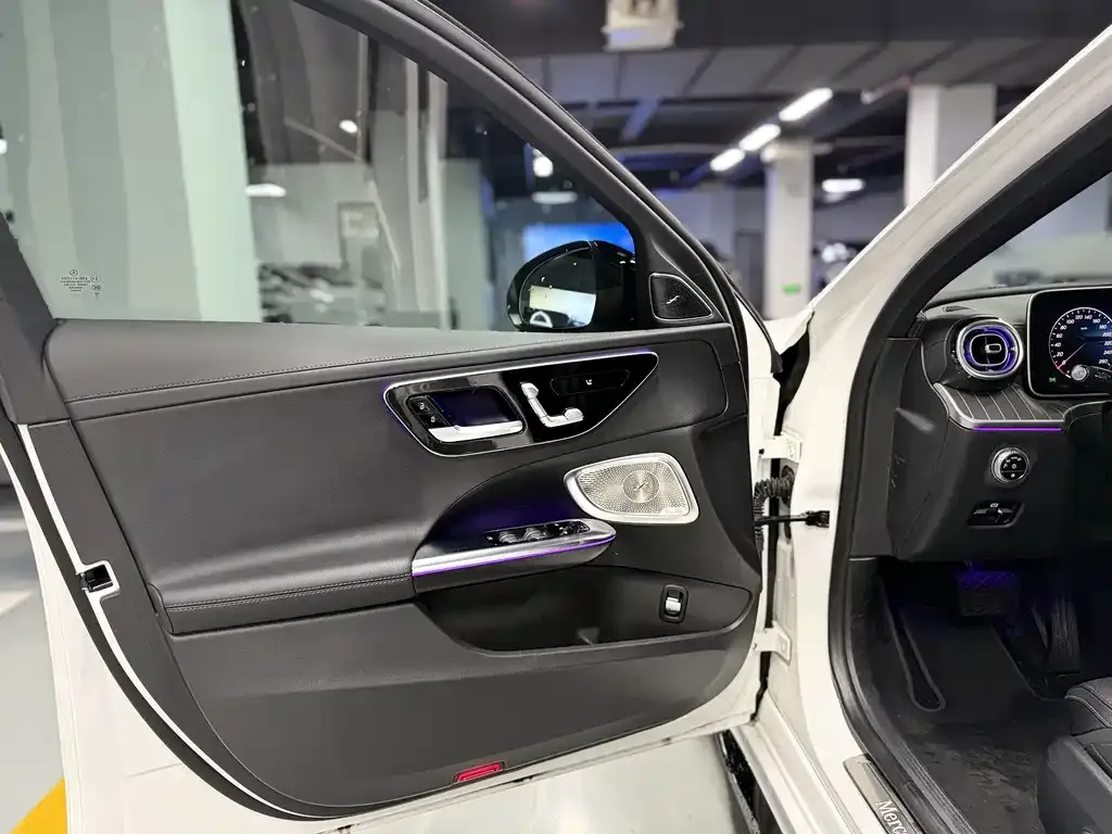 Mercedes-Benz C-Class 2024 из CN, фото 9