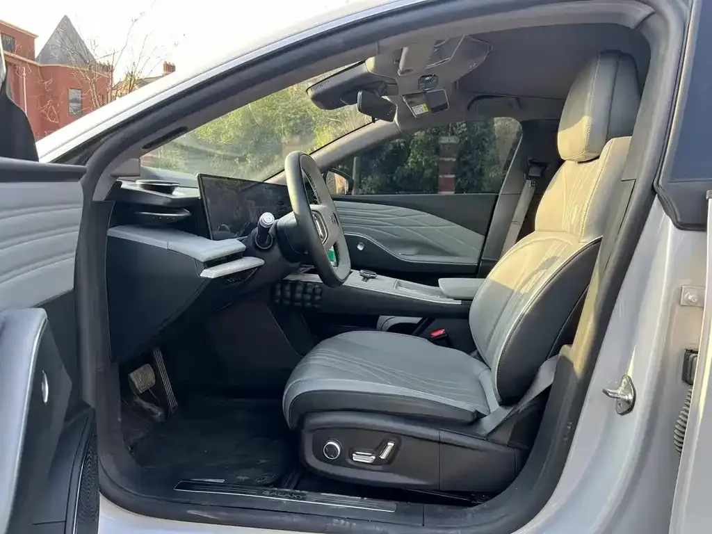 Geely Galaxy E8 2024 из CN, фото 2