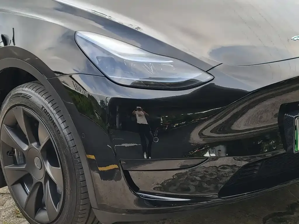 Tesla Model Y — фото 5