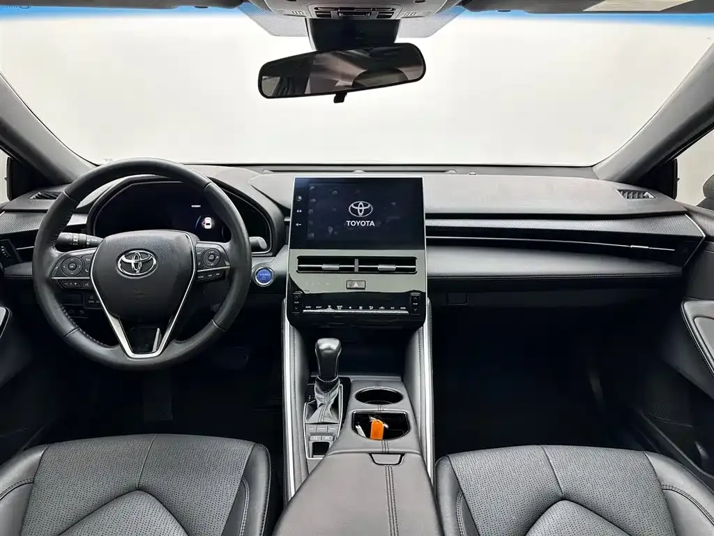 Toyota Avalon — фото 7