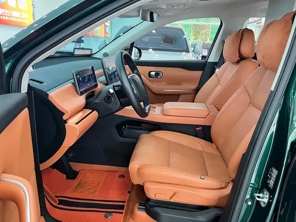 Leapmotor C16 — фото 7