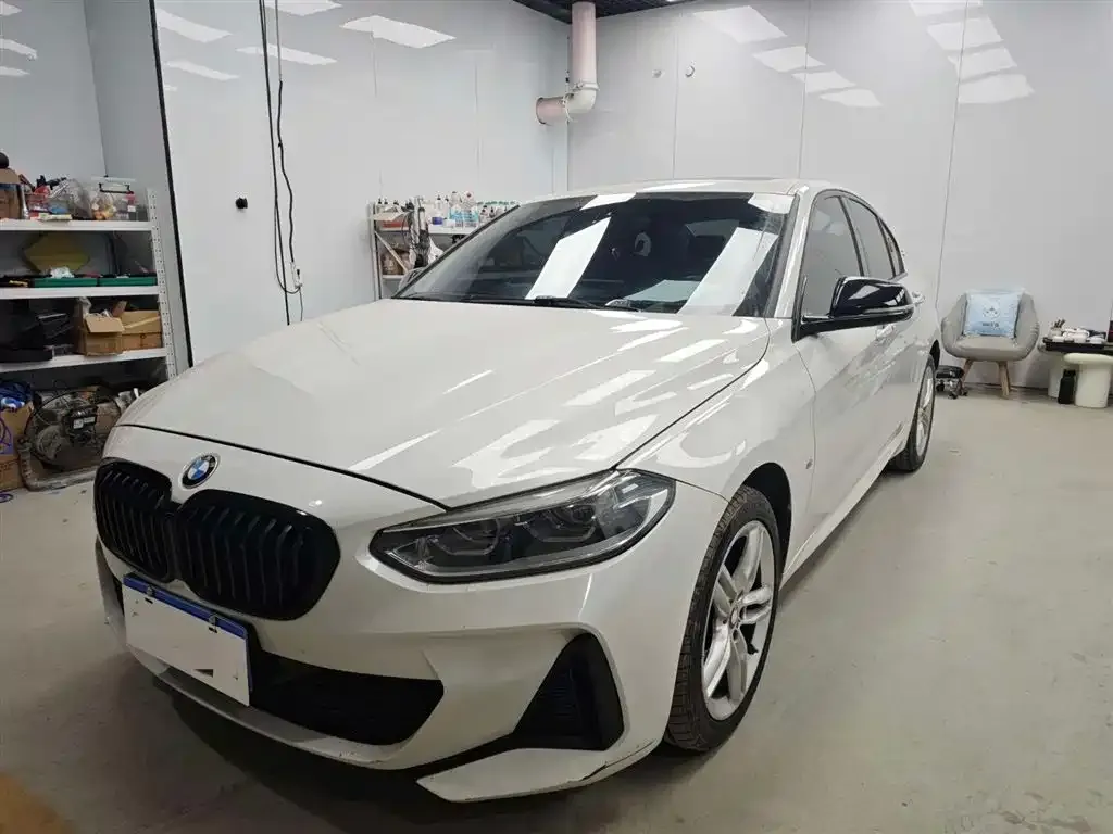 BMW 1 Series 2022 из CN, фото 2