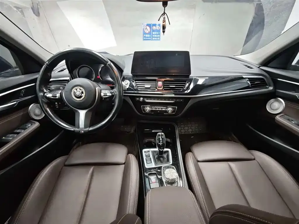 BMW 1 Series 2022 из CN, фото 3