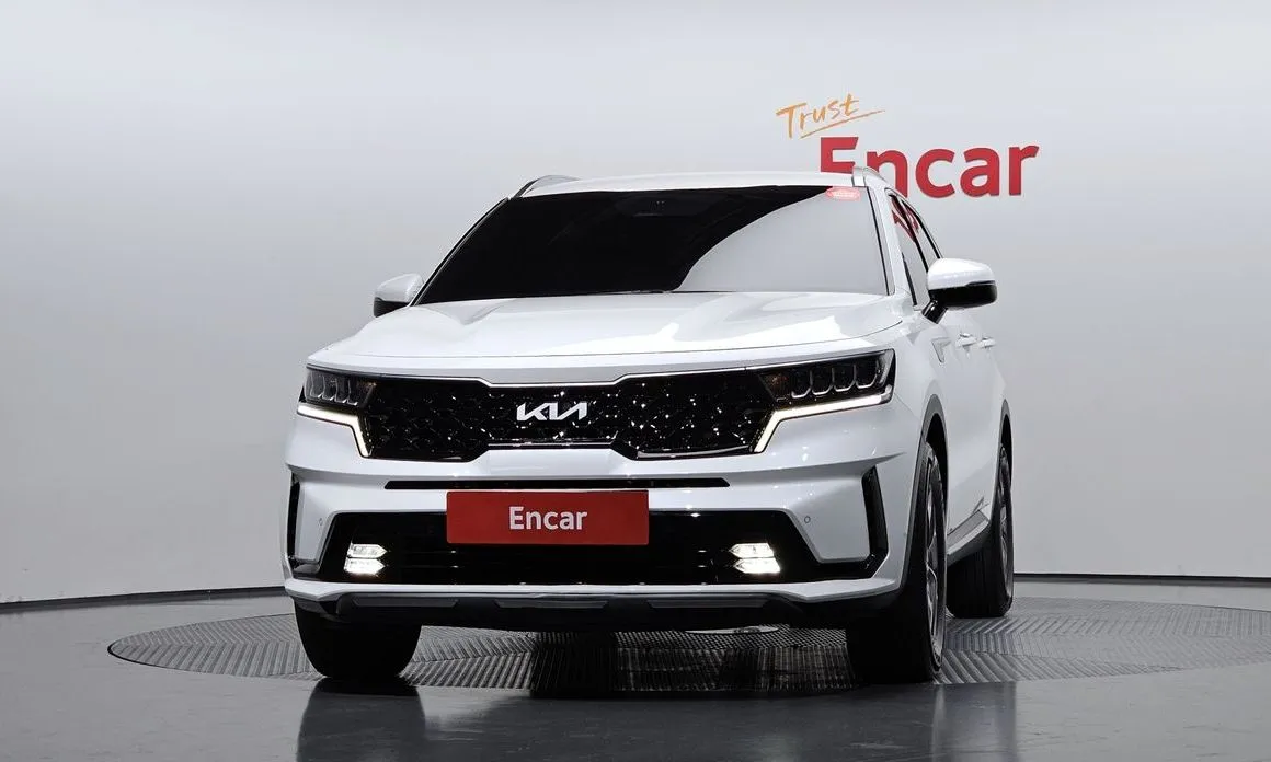 Kia Sorento — фото 6