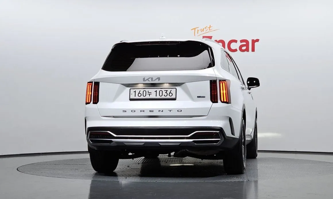Kia Sorento — фото 5