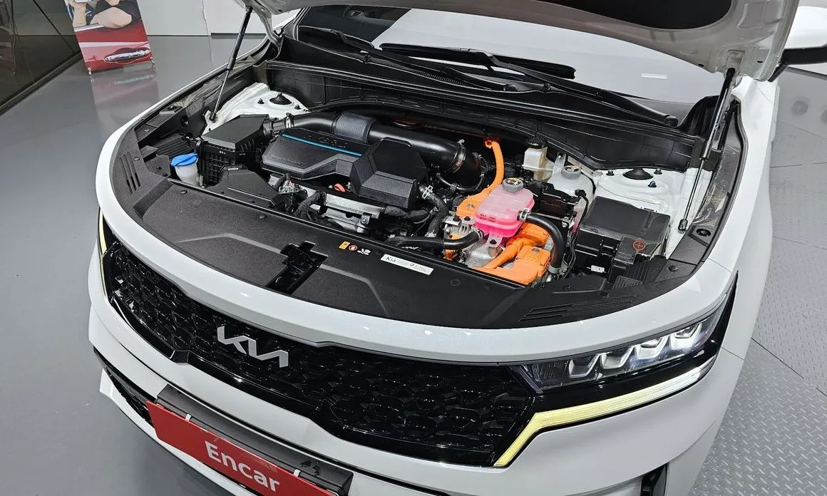 Kia Sorento — фото 10