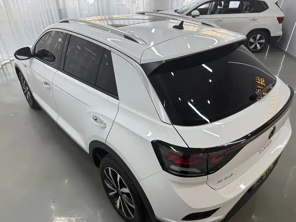 Volkswagen T-Roc 2023 из CN, фото 4