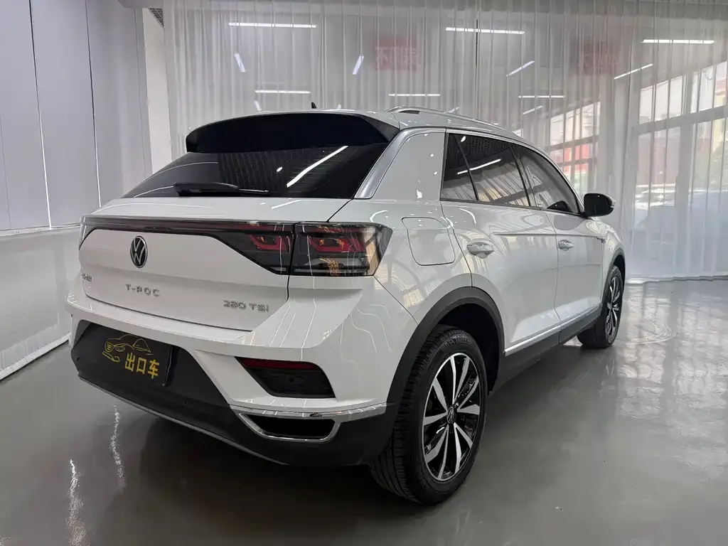 Volkswagen T-Roc 2023 из CN, фото 2