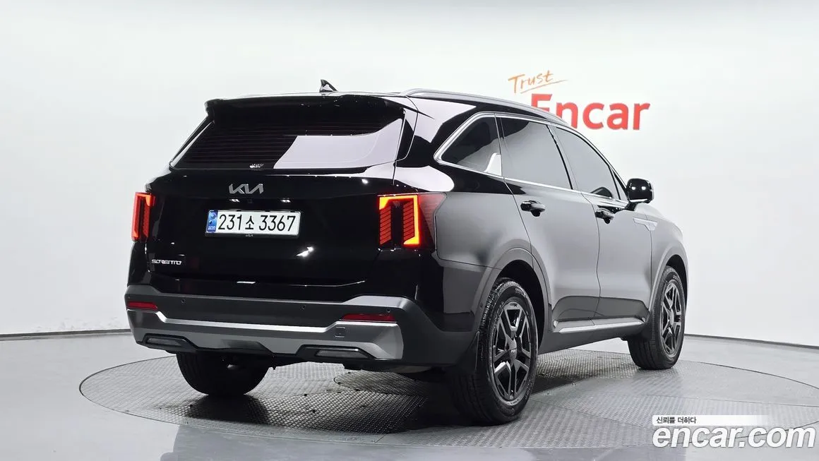 Kia Sorento — фото 5