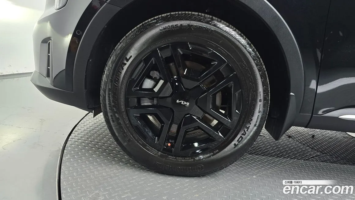 Kia Sorento — фото 9