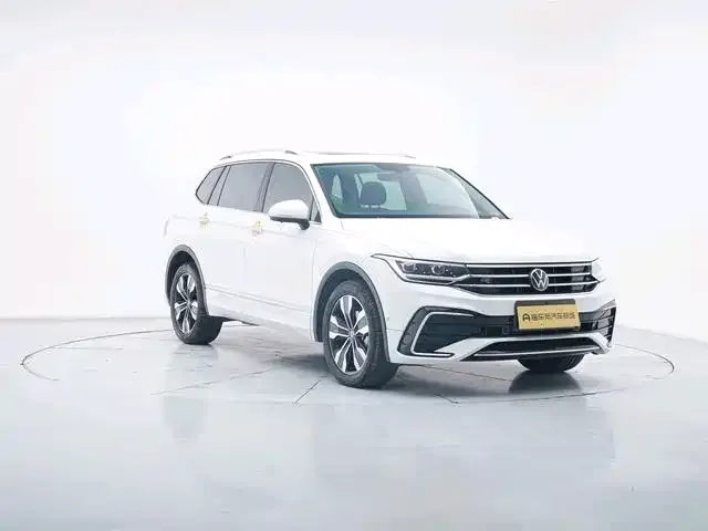 Volkswagen Tiguan L — фото 6