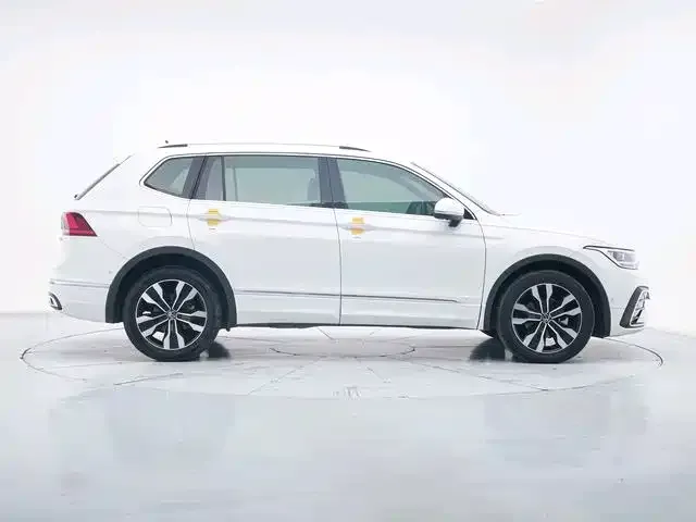 Volkswagen Tiguan L — фото 5
