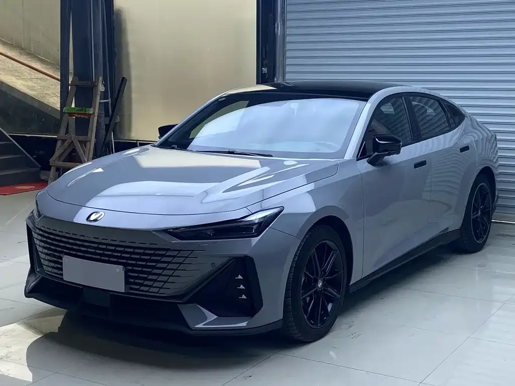 Changan UNI-V 2022 из CN, фото 1