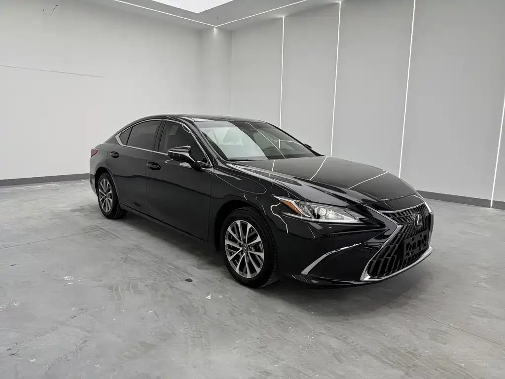 Lexus ES 2023 из CN, фото 3