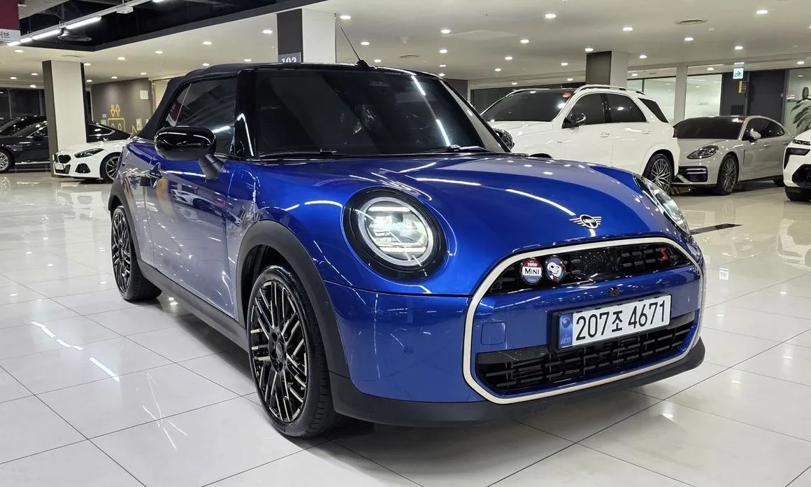 Mini Cooper Convertible 2025 из KR, фото 6