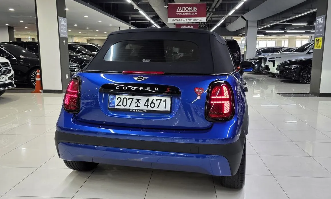 Mini Cooper Convertible 2025 из KR, фото 5