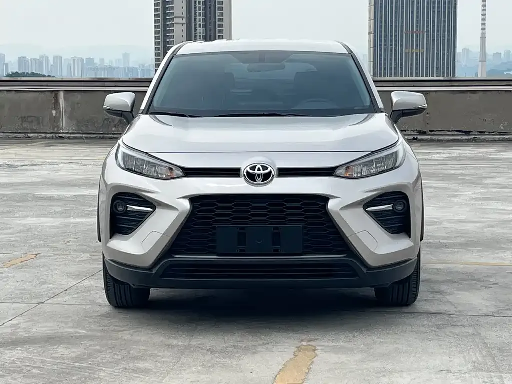 Toyota Wildlander — фото 9