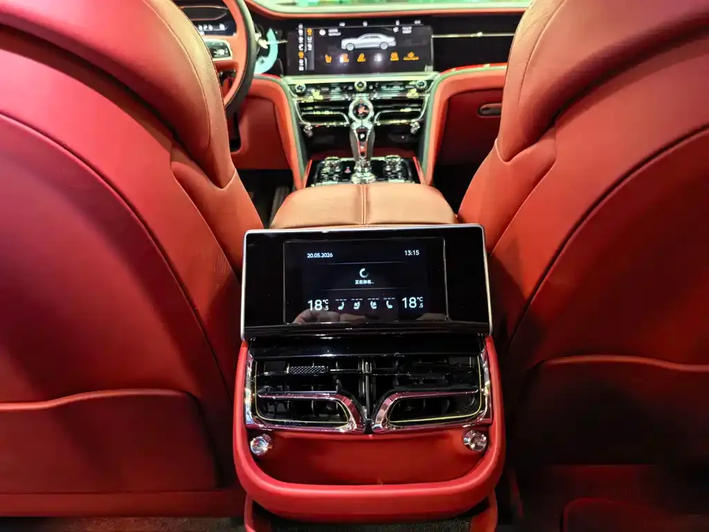 Bentley Flying Spur — фото 5