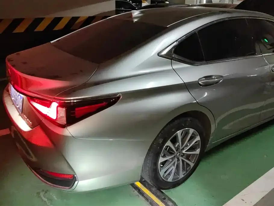 Lexus ES 2022 из CN, фото 2