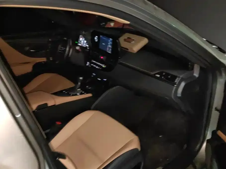 Lexus ES 2022 из CN, фото 9