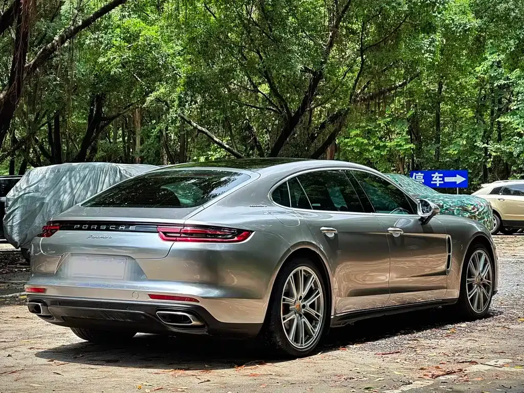 Porsche Panamera — фото 6