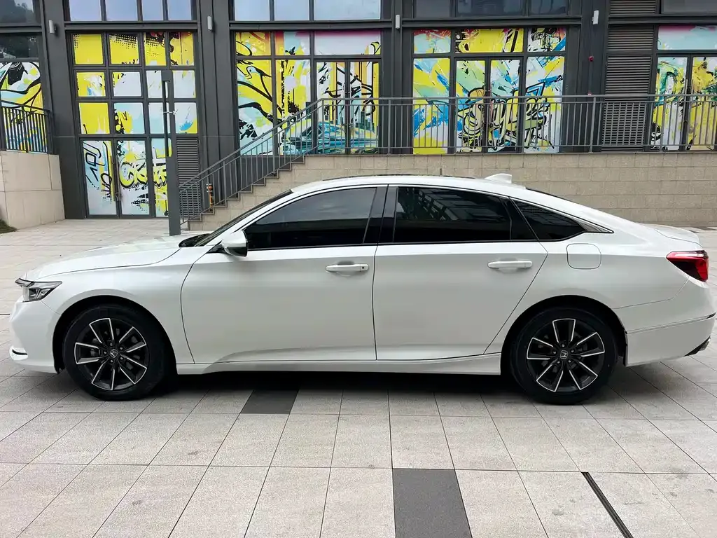 Honda Inspire — фото 4