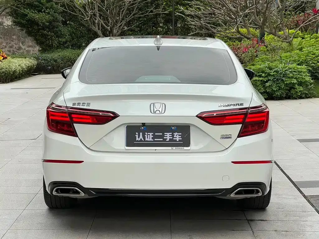 Honda Inspire — фото 10