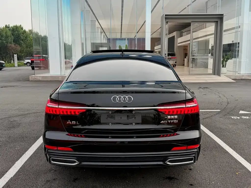 Audi A6L — фото 2