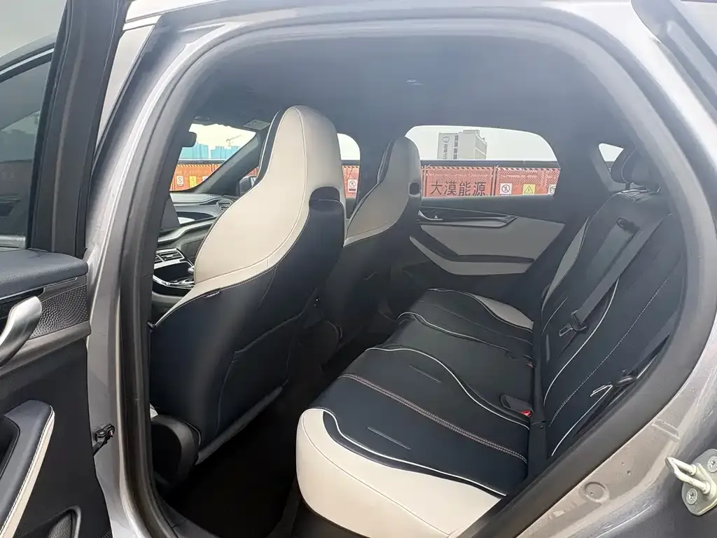 BYD Qin PLUS 2023 из CN, фото 9