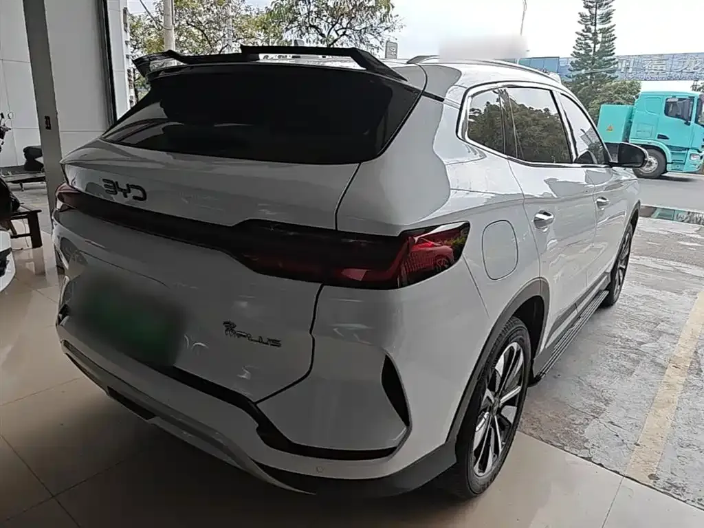 BYD PLUS New Energy — фото 8