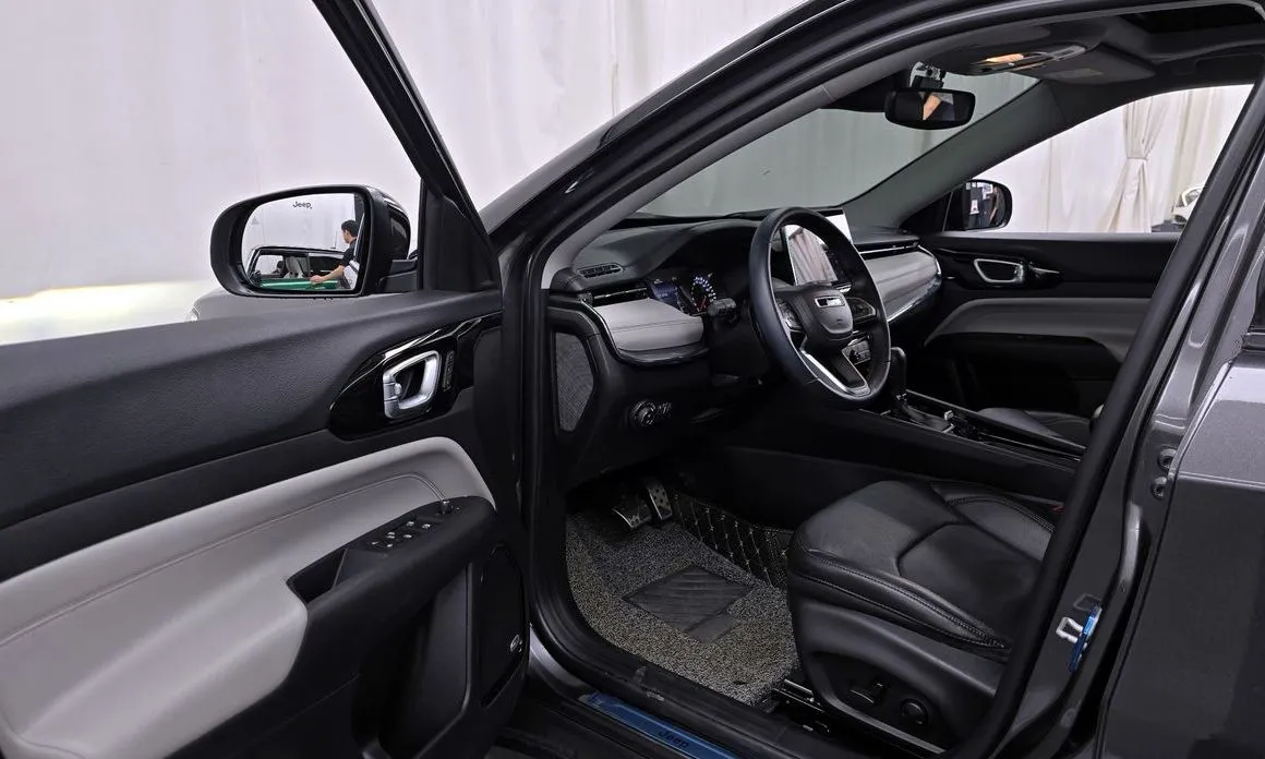 Jeep Compass 2022 из KR, фото 7