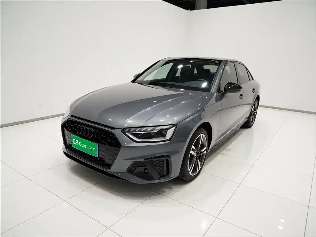 Audi A4L 2023 из CN, фото 1