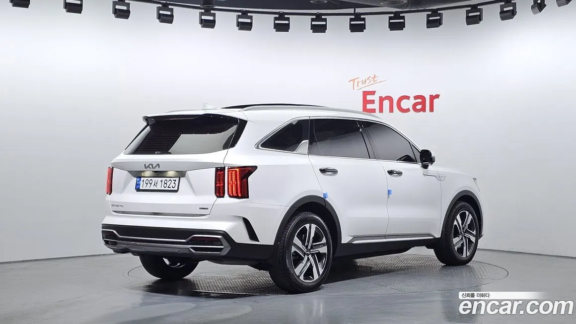 Kia Sorento — фото 5