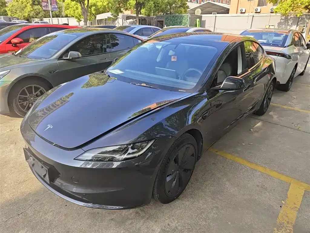 Tesla Model 3 2024 из CN, фото 8