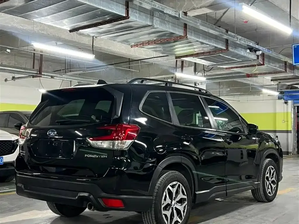 Subaru Forester 2022 из CN, фото 8