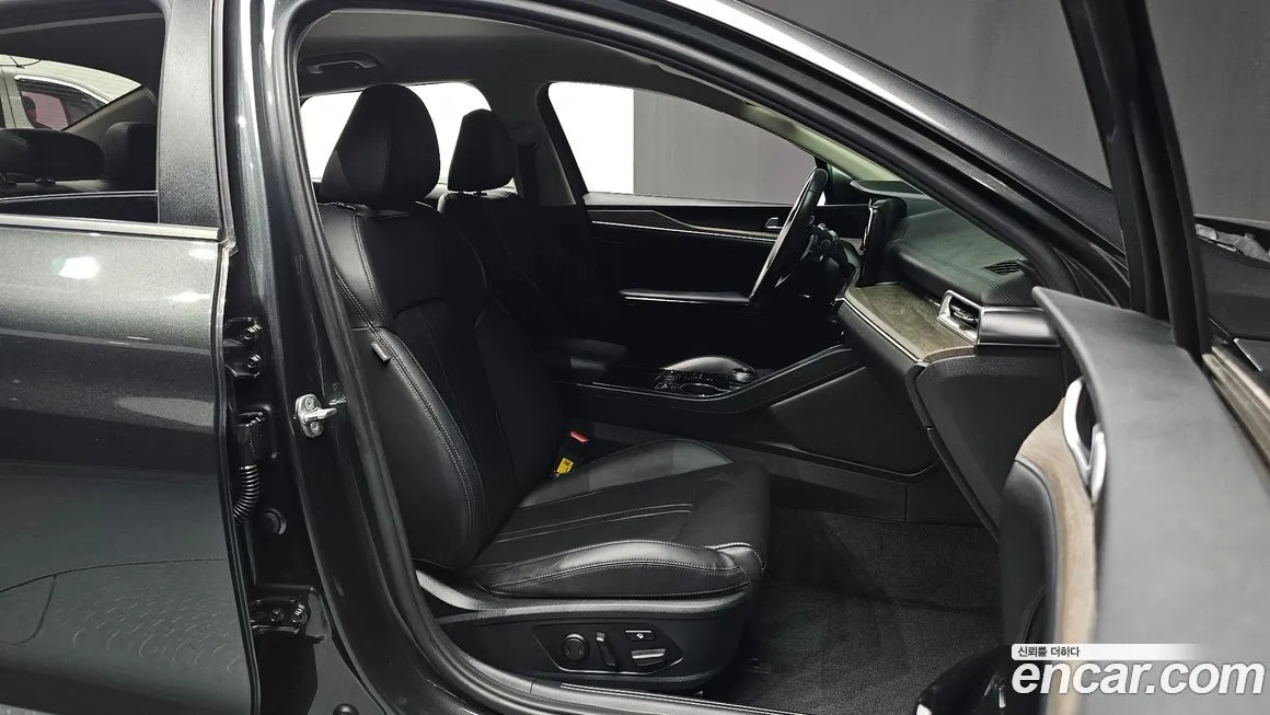 Kia K5 — фото 10