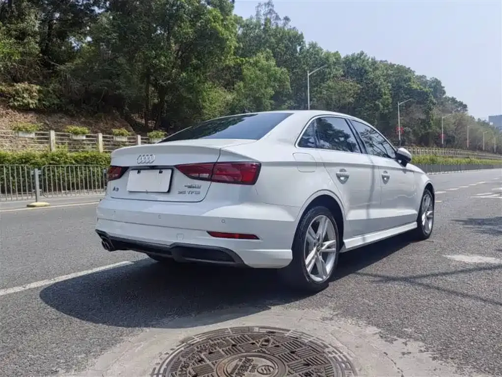 Audi A3 2021 из CN, фото 3