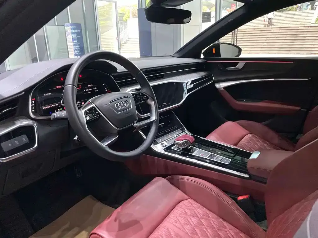 Audi A7L — фото 3