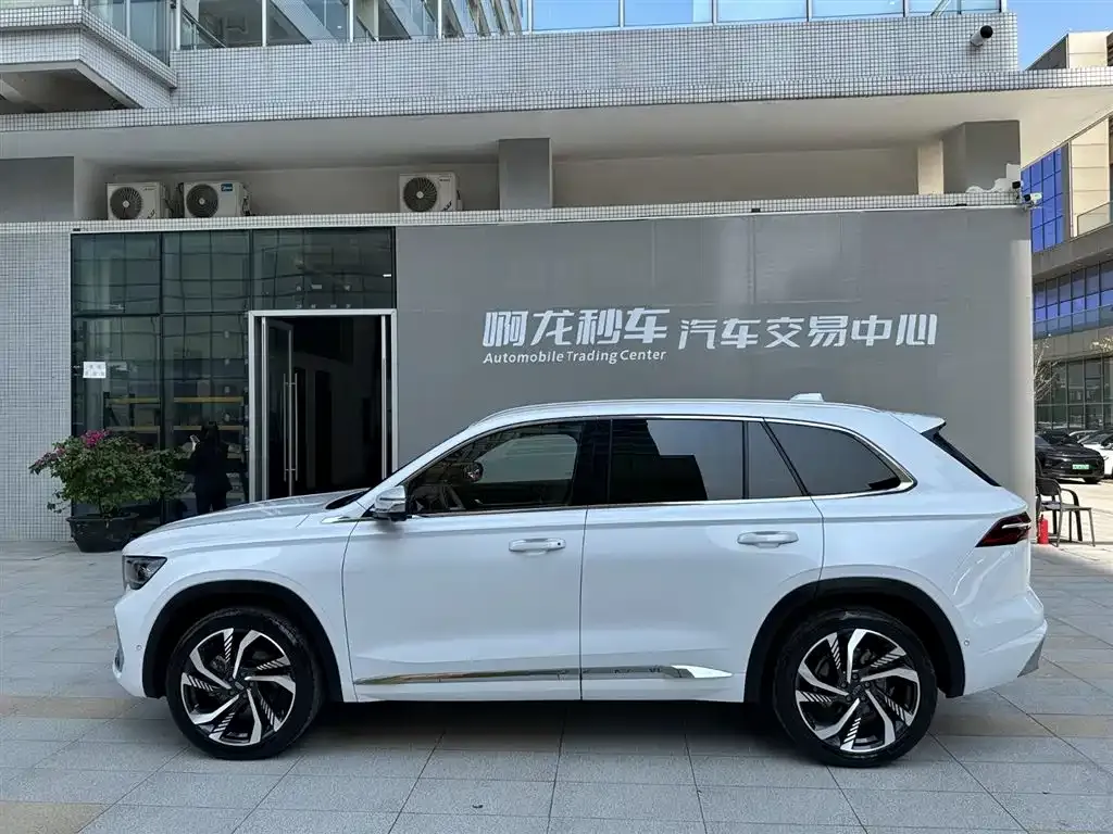 Geely Xingyue L — фото 4