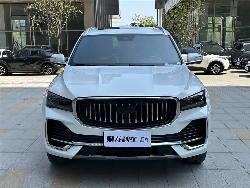 Geely Xingyue L — фото 9
