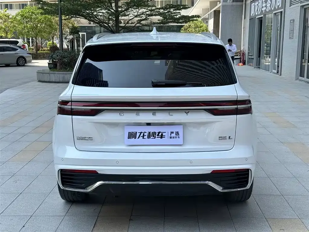Geely Xingyue L — фото 3
