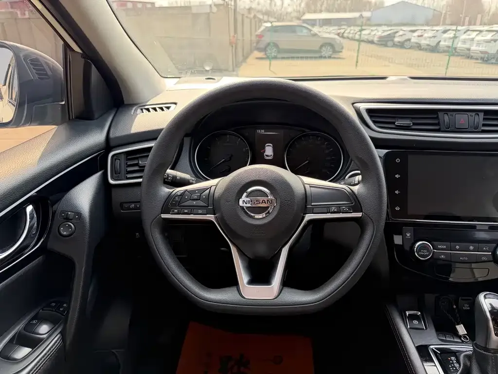Nissan Qashqai — фото 3