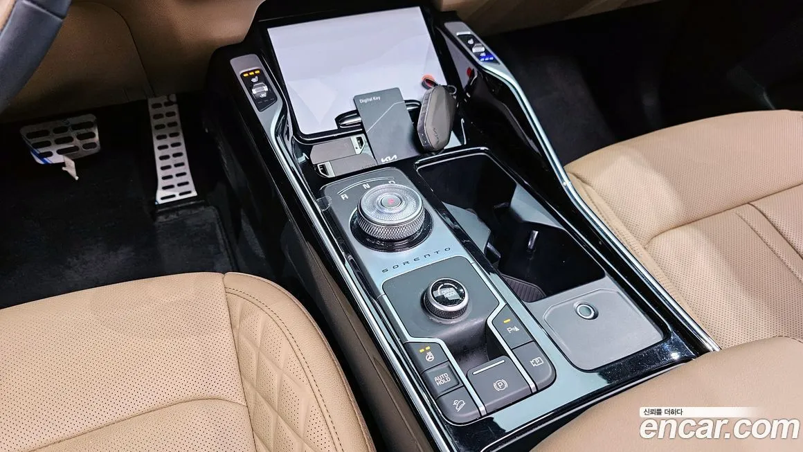 Kia Sorento — фото 10