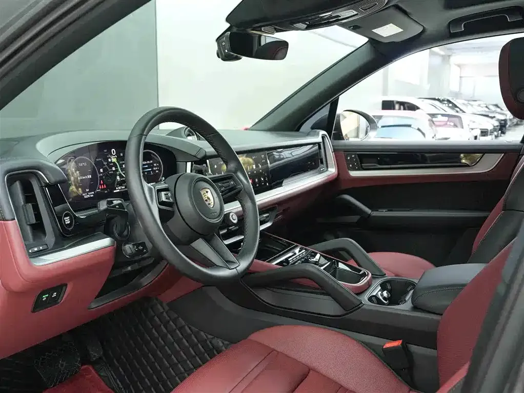 Porsche Cayenne 2023 из CN, фото 10