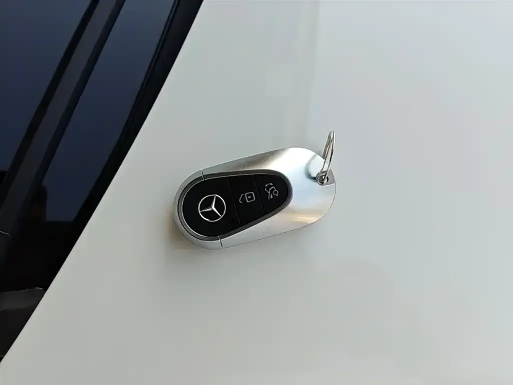 Mercedes-Benz C-Class New Energy — фото 2